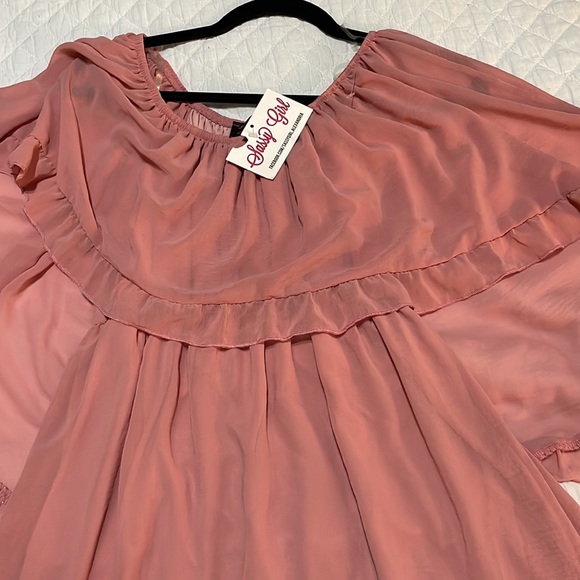 Pink of the shoulder dress - Picture 2 of 3